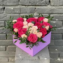 Цветочная композиция из Розы в коробке в Фазанном
