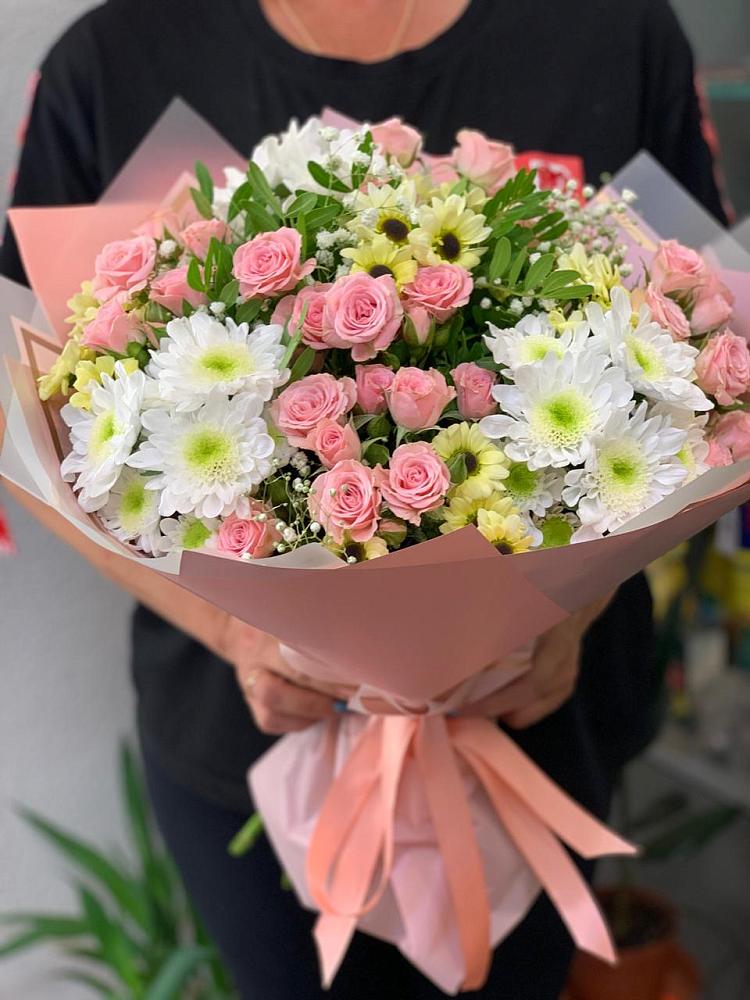 Букет цветов из: Розы и Хризантемы в Фазанном