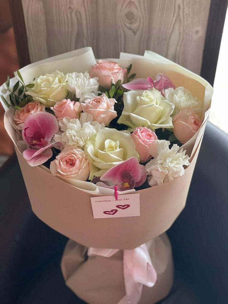 Букет цветов из: Орхидеи, Розы и Гвоздики в Фазанном