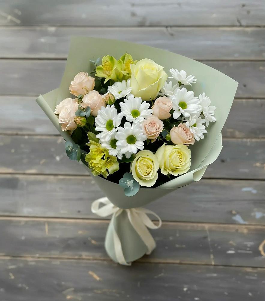 Букет цветов из: Альстромерии, Розы и Хризантемы в Фазанном