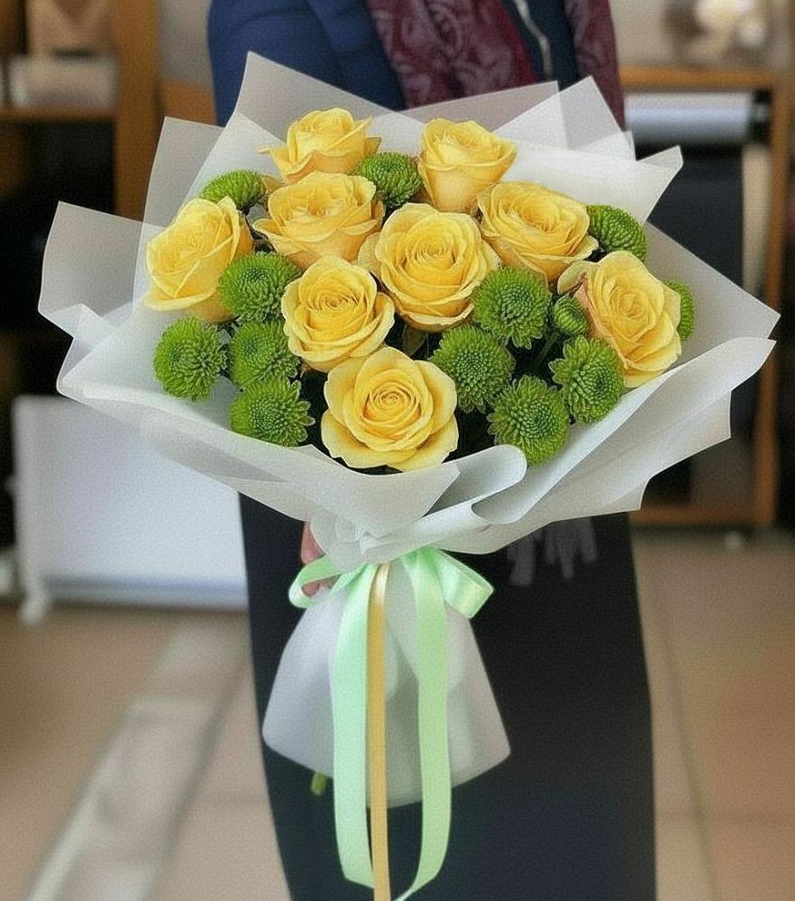 Букет цветов из: Хризантемы и Розы в Фазанном