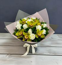 Букет цветов из:  Орхидеи и Розы в Фазанном