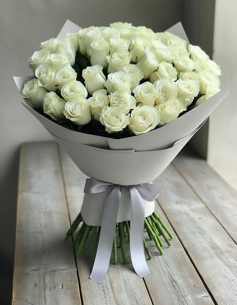 Букет 35 Белых роз в Фазанном