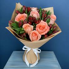 Букет цветов из:  Розы и Альстромерии в Фазанном