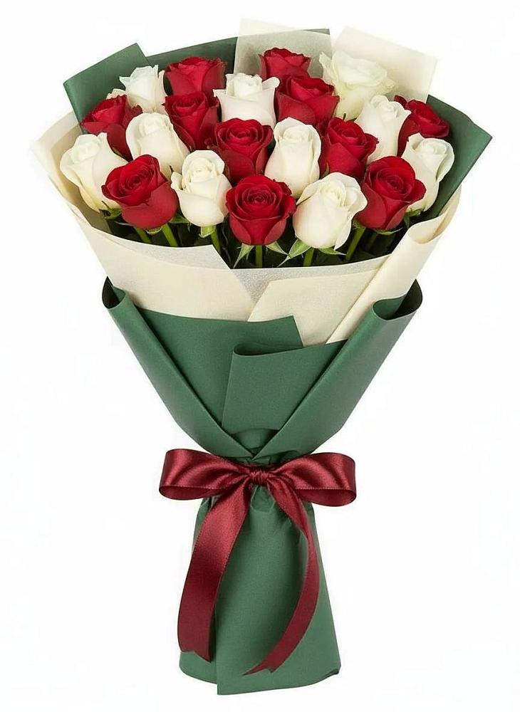 Букет Микс из красных и белых роз в Фазанном