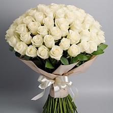 Букет 101 беля роза Белоснежка в Фазанном