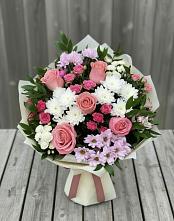 Букет цветов из:  Альстромерии, Гвоздики, Розы и Хризантемы в Фазанном