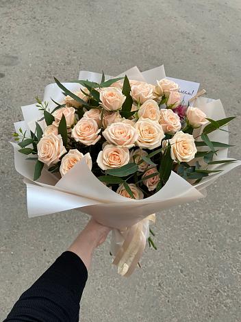Букет Кремовые розы Латте в Фазанном