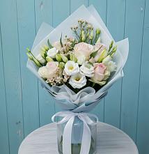 Букет цветов из:  Розы и Лизиантусы в Фазанном