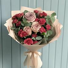 Букет цветов из:  Гвоздики и Розы в Фазанном