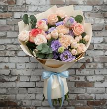 Букет цветов из:  Розы, Лизиантусы и Гвоздики в Фазанном